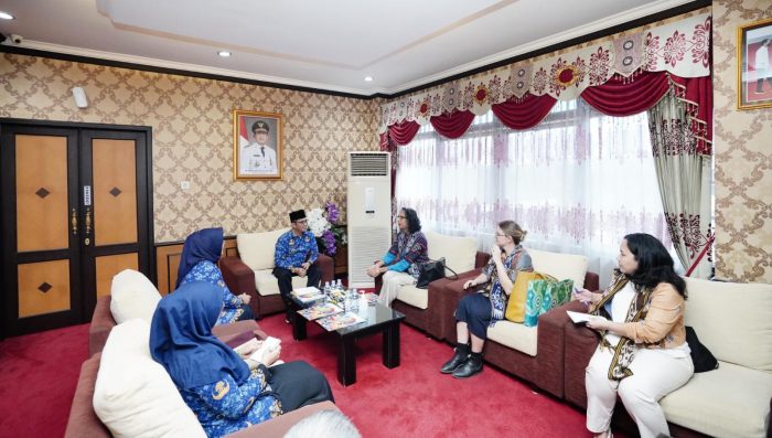 Kunjungan Wakil Duta Besar Australia untuk Indonesia, Gita Kamath di Kota Balikpapan, di Aula Balai Kota Balikpapan, pada hari Kamis (25/4/2024). Foto: BorneoFlash/niken Sulastri