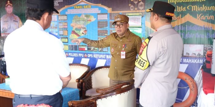 Jadi Jalur Penghubung ke Balikpapan, Pj Bupati PPU Tinjau Pelabuhan Klotok dan Feri ASDP di Penajam