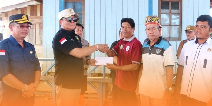 Pasca Banjir Besar di Mahulu, Pesan Bupati: Tingkatkan Koordinasi dan Terus Sampaikan Kondisi Terkini Masyarakat