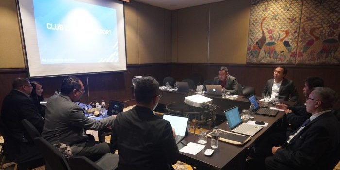 PSSI mengadakan rapat Komite Lisensi Klub atau Club Licensing Committee, di Jakarta  pada Rabu (15/5/2024). Foto: HO/pssi.org
