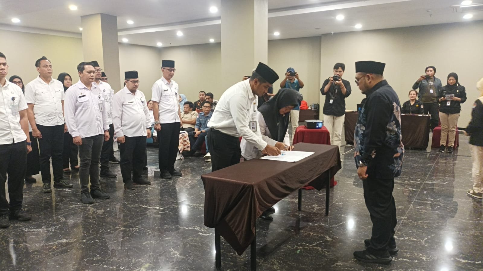 KPU Balikpapan Gelar Penandatanganan Pakta Integritas Sekretariat PPK Tahun 2024
