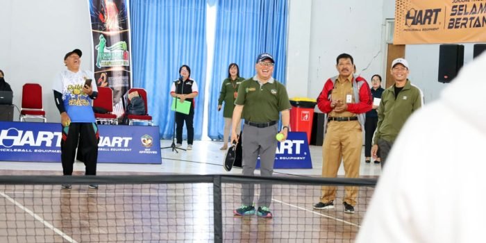 Penjabat (Pj) Bupati PPU Makmur Marbun, Selasa (7/5/2024) pagi, membuka Kejuaraan Nasional Pickleball Championship 2024 yang digelar di Graha Pemuda, Kilometer 08 Nipah-nipah, Kabupaten Penajam Paser Utara (PPU), Kalimantan Timur pada 7-11 Mei 2024. Foto:
