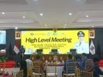 Sekda Kota Balikpapan Muhaimin bersama TPPDD melaunching e-Tiket Pajak Hiburan dan E-Payment Pajak Daerah, di Auditorium Balai Kota Balikpapan, pada hari Senin (20/5/2024). Foto: BorneoFlash/Niken Sulastri