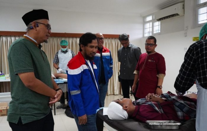 PT Kilang Pertamina Internasional (KPI) Unit Balikpapan Menggelar Khitanan Massal yang diikuti oleh 103 anak di sekitar wilayah operasional Kilang Balikpapan. PT Kilang Pertamina Internasional (KPI) Unit Balikpapan Menggelar Khitanan Massal yang diikuti oleh 103 anak di sekitar wilayah operasional Kilang Balikpapan. Foto: HO/KPI Unit Balikpapan