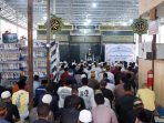 Pelaksanaan sholat Ied di Masjid Babut Taubah Lapas Balikpapan, pada hari Senin (17/6/2024) pagi. Foto: BorneoFlash/Ist