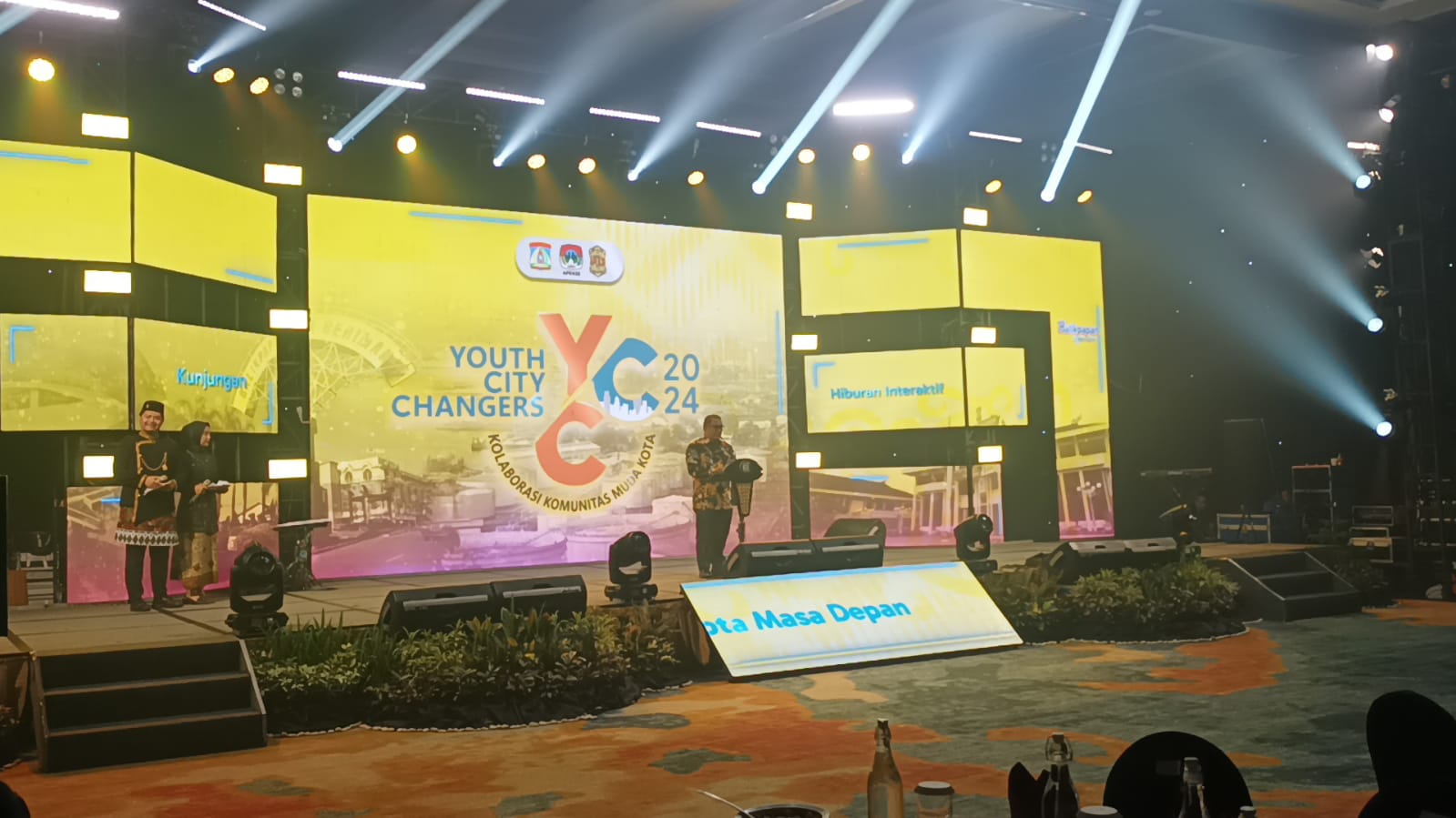 Sekretaris Daerah Kota Balikpapan, Muhaimin saat gala dinner di Ballroom Novotel Hotel Balikpapan, pada hari Sabtu (01/06/2024). Foto: BorneoFlash.com/Niken Sulastri.