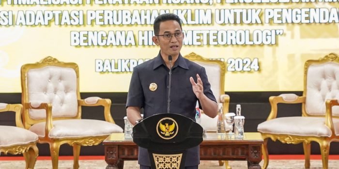Wali Kota Balikpapan, Rahmad Mas'ud saat menghadiri kegiatan Knowledge Management Forum (KMF) Pokja Perubahan Iklim, di Aula Balai Kota Balikpapan, pada hari Senin (3/6/2024). Foto: BorneoFlash/IST