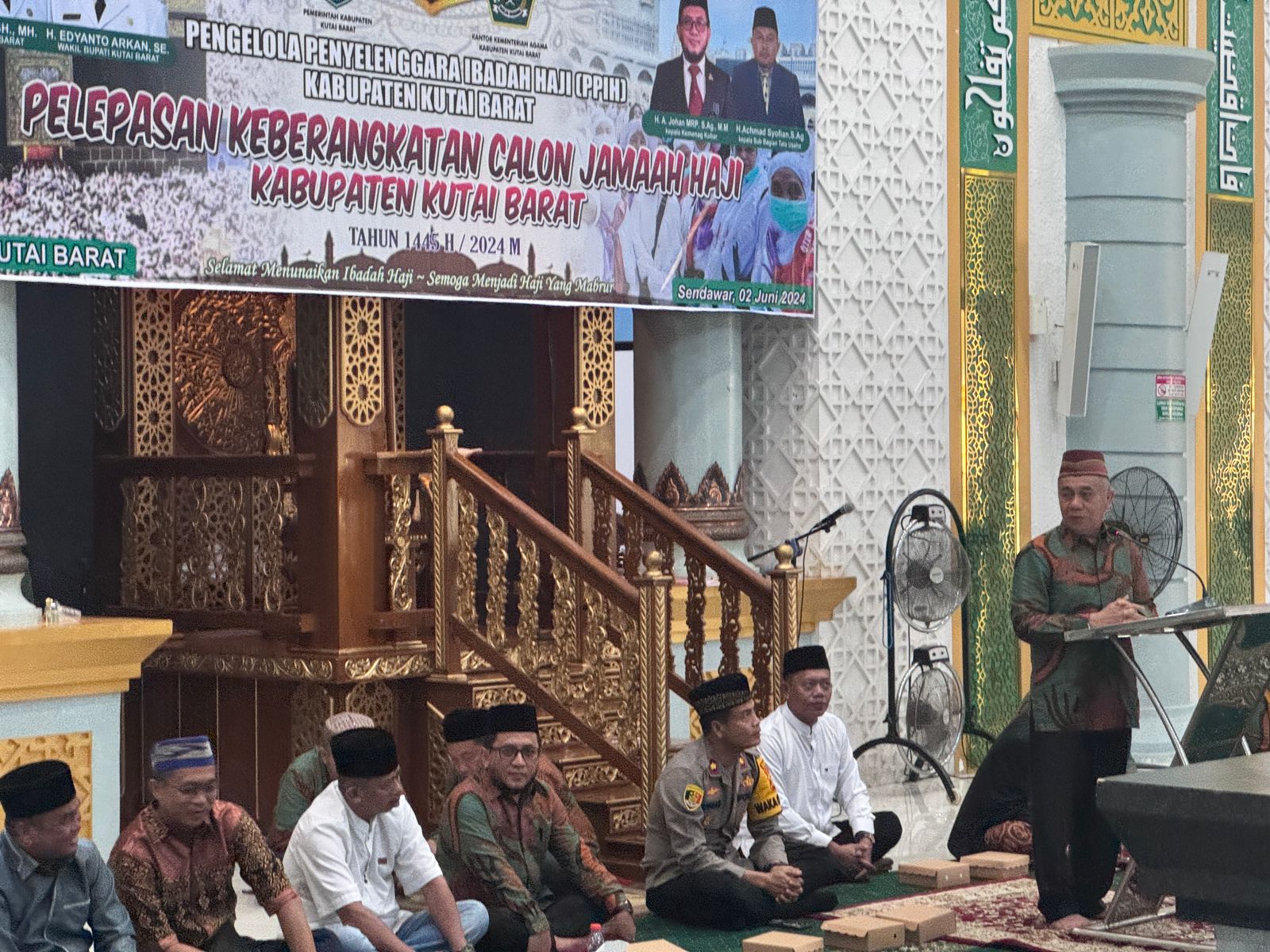 Pelepasan Calon Jamaah Haji Kutai barat di Masjid Al-Muttaqin Islamic Center - Kutai Barat