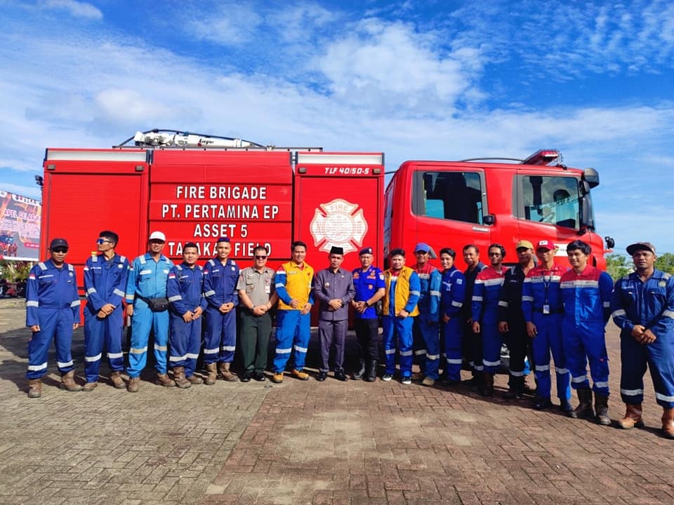 Foto Bersama Tim Firefigter PT Pertamina EP Tarakan pada kegiatan Kesiapsiagaan Bencana