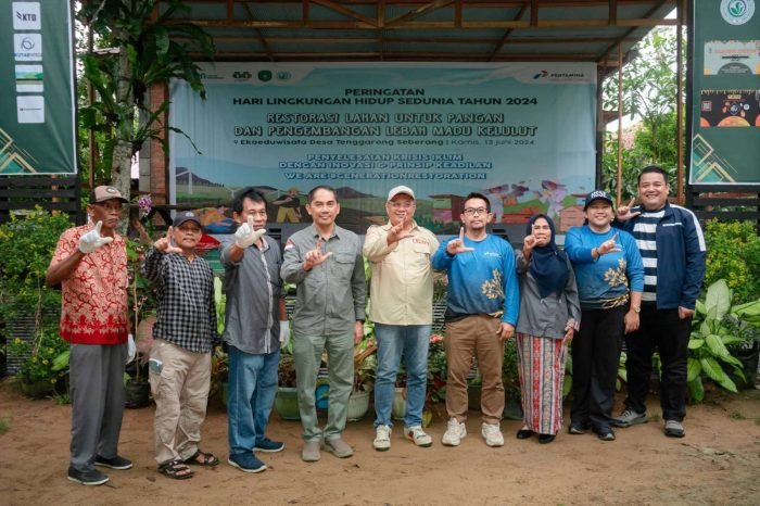 Foto Bersama pada kegiatan "Restorasi Lahan untuk Pangan dan Pengembangan Lebah Madu Kelulut". Foto: HO/Ist