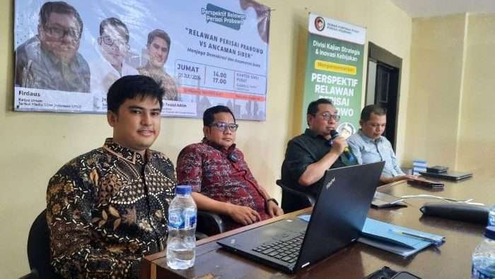 Diskusi dengan tajuk "Relawan Perisai Vs Ancaman Siber: Menjaga Demokrasi dan Keamanan Data" di Kantor SMSI Pusat Jalan Veteran II Gambir, Jakarta Pusat, Jumat (05/07/2024). Foto: HO/SMSI