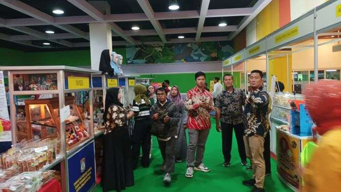 Expo UMKM dalam rangka Peringati Harkopnas ke 77 Tahun 2024, di Penta Hub Lantai SF Pentacity Mall Balikpapan. Foto: BorneoFlash/Niken Sulastri