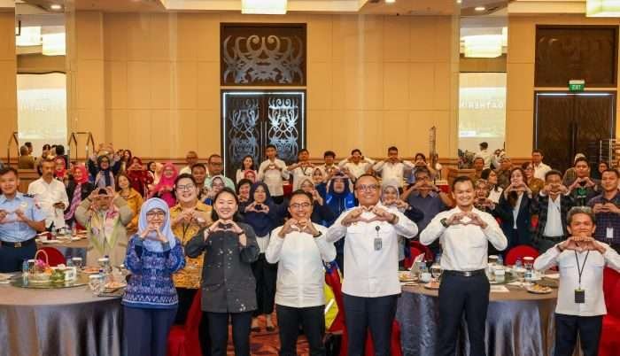 Otorita Ibu Kota Nusantara (IKN) menyelenggarakan kegiatan Market Gathering Pengisian Area Komersil Kantor Kementerian Koordinator (Kemenko) dan Rumah Susun Aparatur Sipil Negara (ASN) - Pertahanan Keamanan (Hankam) di Platinum Hotel, Balikpapan pada Selasa (16/07/2024). Foto: HO/Humas Otorita IKN