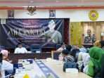 Otorita IKN menghadiri kegiatan semiloka yang diadakan oleh Yayasan Aji Galeng dengan tema "Semiloka Aji Galeng dari Paser Utara Penjaga Negeri Peletak Peradaban" di Universitas Balikpapan pada Sabtu (03/08/2024). Foto: HO/Humas Otorita IKN