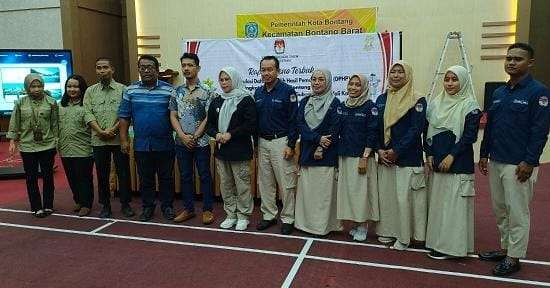Rapat Pleno Terbuka Rekapitulasi Daftar Pemilih Hasil Pemutakhiran (DPHP) untuk Pemilihan Gubernur dan Wakil Gubernur serta Walikota dan Wakil Walikota Bontang Tahun 2024 tingkat Kecamatan Bontang Barat, Rabu (7/8/2024). Foto: HO/Humas Polres Bontang