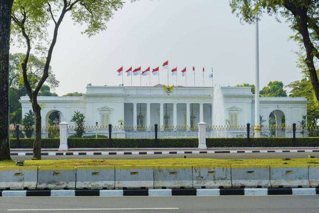 Istana Merdeka. Foto: Oryzapratama/Shutterstock