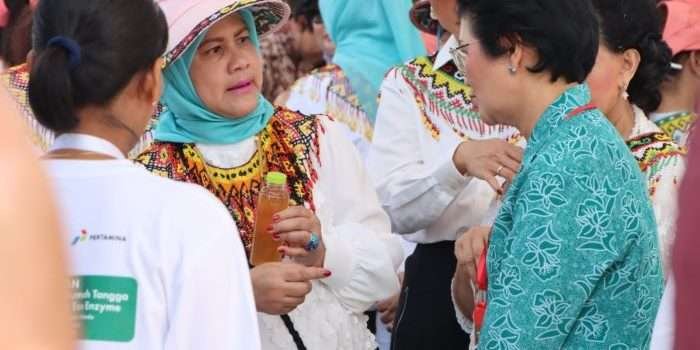 Kunjungan kerja (Kunker) Iriana Joko Widodo ke Kantor Desa Tengin Baru, Kabupaten PPU pada Kamis (12/9/24). Foto: HO/DiskominfoPPU