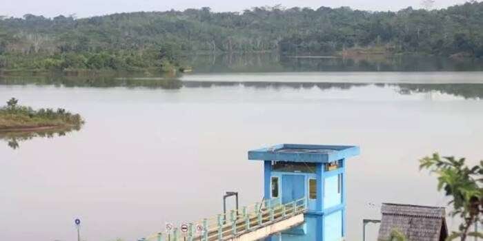 TAMBAH KAPASITAS: Keberadaan Waduk Manggar masih diandalkan untuk mengatasi krisis air bersih di Balikpapan. (FOTO: DOK/KP)