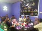 Rakor terkait rencana penertiban Alat Peraga Sosialisasi dalam rangka Pemilihan Kepala Daerah (Pilkada) Serentak 2024 di Kecamatan Teluk Bayur, Kabupaten Berau berlangsung pada hari Sabtu (21/9/2024). Foto: BorneoFlash/IST