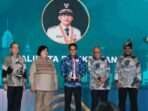 Wali kota Balikpapan, H Rahmad Mas’ud Saat Menerima penghargaan Green Leadership Nirwasita Tantra Tahun 2023, di Auditorium Dr. Ir. Soejarwo, Gedung Manggala Wanabakti Kementerian Lingkungan Hidup dan Kehutanan, Jalan Gatot Subroto, Jakarta Pusat, pada hari Rabu (18/9/2024). Foto: BorneoFlash/IST