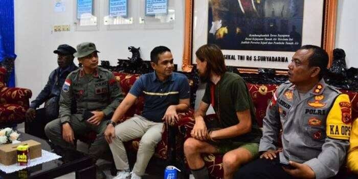 TNI-Polri Sukses Bebaskan Kapten Philip dari KKB