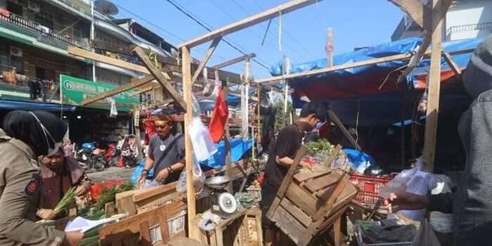 Disdag Balikpapan Terus Tertibkan PKL di Pasar Pandansari