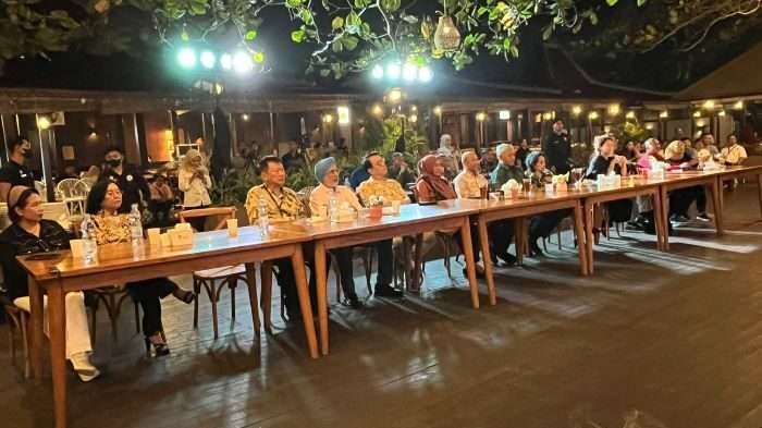 Gala dinner yang berlangsung di Kampung Pasir Balikpapan, pada hari Senin (7/10/2024) malam. Foto: BorneoFlash/Niken Sulastri