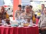 Kapolda Kalimantan Timur, Irjen Pol Drs. Nanang Avianto saat Coffee Morning didampingi Kapolres AKBP Kade Budiyarta di Mako Polres Kutai Barat, pada Kamis, (3/10/2024). Foto: HO/Humas Polres Kubar