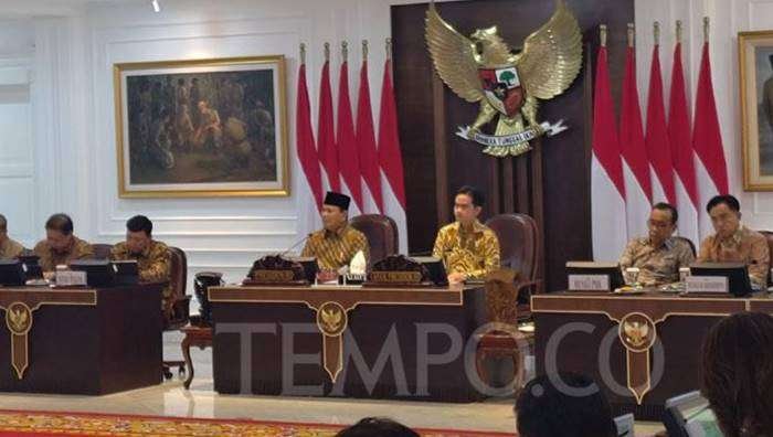 Presiden Prabowo Subianto memimpin sidang kabinet pertama di kantor presiden, kompleks Istana Kepresidenan Jakarta pada Rabu, 23 Oktober 2024. TEMPO/Subekti