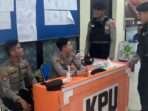 Personel Sat Samapta Polres Berau melaksanakan patroli rutin di Kantor Komisi Pemilihan Umum (KPU) yang berlokasi di Jalan H. Isa I, Tanjung Redeb, Jumat (18/10/2024). Foto: HO/Humas Polres Berau