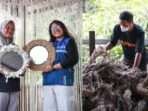 Program CSR unggulan PHSS, Balanipa, merupakan Inovasi pemanfaatan kembali tali kapal oleh Kelompok Usaha Bersama (KUBE) Balanipa di Muara Badak, Kabupaten Kutai Kartanegara, Kalimantan Timur. Foto: HO/PHSS