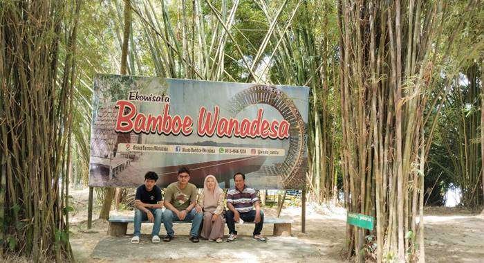 UDARA SEGAR: Wisata Bamboe Wanadesa, udaranya segar dan nyaman untuk bersantai.