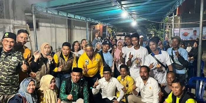 Calon Wali Kota Balikpapan Nomor Urut Satu H Rahmad Mas’ud, saat kampanye di lingkungan Perumahan Batuah Kelurahan Graha Indah Kecamatan Balikpapan Utara, pada hari Jum’at, 11 Oktober 2024 malam.Foto: BorneoFlash.com/NikenSulastri