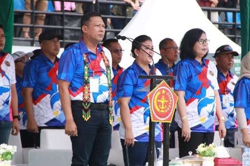 Kasdam VI/Mulawarman Brigjen TNI Bayu Permana, S.H., M.H. bertindak sebagai Inspektur Upacara mewakili Pangdam VI/Mulawarman pada pembukaan turnamen. Foto: HO/Pendam VI/Mlw