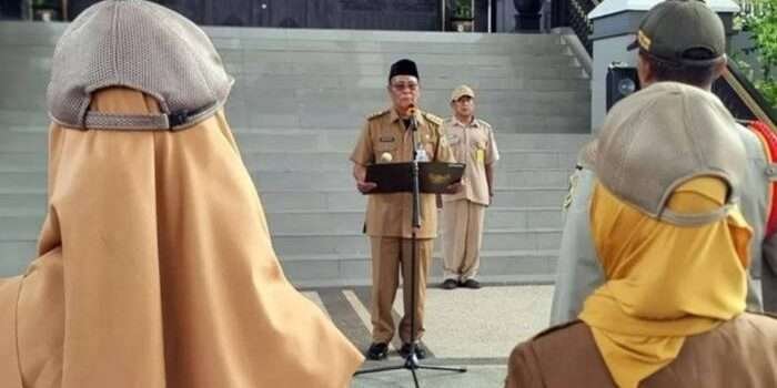 Gubernur Kalsel Hadiri Apel Setelah Jadi Tersangka Dugaan Suap