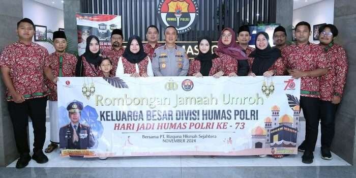 Kadiv Humas Polri Berangkatkan Jurnalis dan Anggota untuk Umroh dalam Rangka HUT Humas Polri ke-73