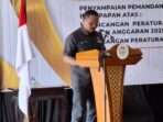 Ketua Fraksi PKB include Hanura dan Demokrat, Halili Adinegara, saat menyampaikan pada pandangan umum terhadap Nopen Wali Kota Balikpapan terhadap APBD Tahun 2025 dan rencana pembangunan industri Kota Balikpapan tahun 2024 2044, Rapat Paripurna DPRD Kota Balikpapan Ke-27 Masa Sidang I Tahun 2024/2025, di Gedung Parkir Balikpapan pada hari Senin (18/11/2024). Foto: BorneoFlash/Niken Sulastri