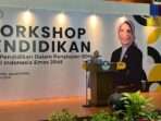 Ketua Komisi X DPR RI, Dr. Ir Hetifah Sjaifudian M.P.P saat membuka workshop pendidikan, di Ballroom Blue Sky Hotel Balikpapan, pada hari Jumat (8/11/2024). Foto: BorneoFlash/Niken Sulastri