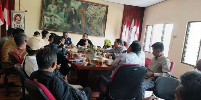 Rapat pleno pengurus SMSI Pusat yang digelar di Sekretariat SMSI Pusat, Jalan Veteran II, Jakarta Pusat pada Selasa, 6 November 2024. Foto: HO/SMSI Pusat