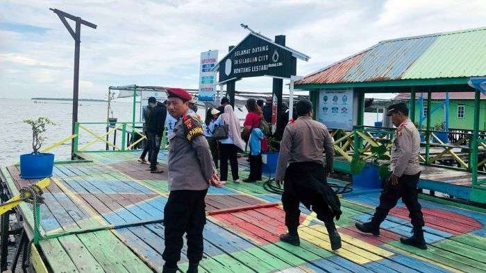Regu 2 Polres Bontang beri pengamanan kampanye tatap muka pasangan calon (Paslon) Walikota dan Wakil Walikota Bontang di kawasan pesisir, pada Jumat pagi 22 November 2024, pukul 08.00 WITA. Foto: HO/Humas Polres Bontang