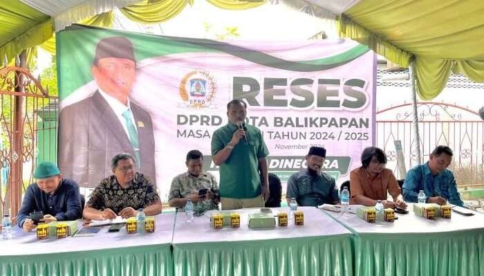 Reses Masa Sidang I tahun 2024/2025 Anggota DPRD Kota Balikpapan, Halili Adinegara digelar di lingkungan RT 09 Jalan Sumber Rejo Tiga, Kelurahan Gunung Samarinda, Kecamatan Balikpapan Utara, pada hari Jumat (15/11/2024). Foto: BorneoFlash/Niken Sulastri