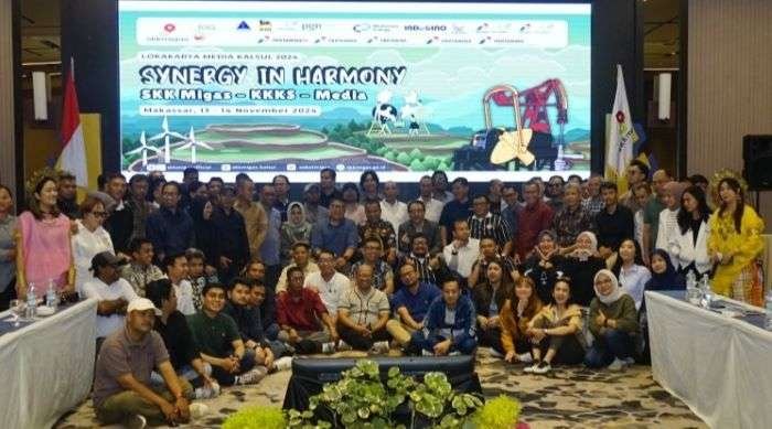 SKK Migas Perwakilan Kalsul bersama KKKS di wilayah Kalimantan dan Sulawesi melaksanakan Lokakarya Media Tahun 2024, Kegiatan ini dilaksanakan di Ballroom Macora Hotel The Rinra Makassar, Rabu (13/11/2024). Foto: HO/SKK Migas Kalsul