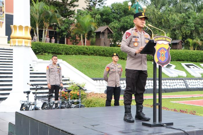 Wakapolda Kaltim Pimpin Apel Pagi, Berikan Pesan Kedisiplinan dan Apresiasi kepada Personel 