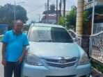 Ardiman pengemudi taksi online Maxim di Kota Bontang Membantu Ibu Yang Melahirkan Bayi Dalam Mobil. Foto: HO/Maxim