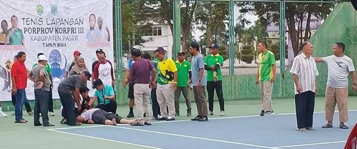 Atlet tenis asal Paser yang berlaga di Porprov Korpri III/2024 Kaltim di Kabupaten Paser meninggal dunia usai kelelahan saat bermain, Senin (2/12/2024).