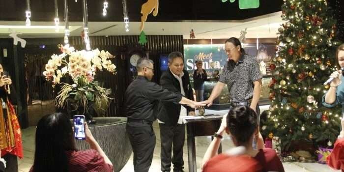 Pertama di Balikpapan, Blue Sky Hotel Balikpapan Gelar “Meet Santa” dan Lighting Ceremony pada Malam Natal 2024