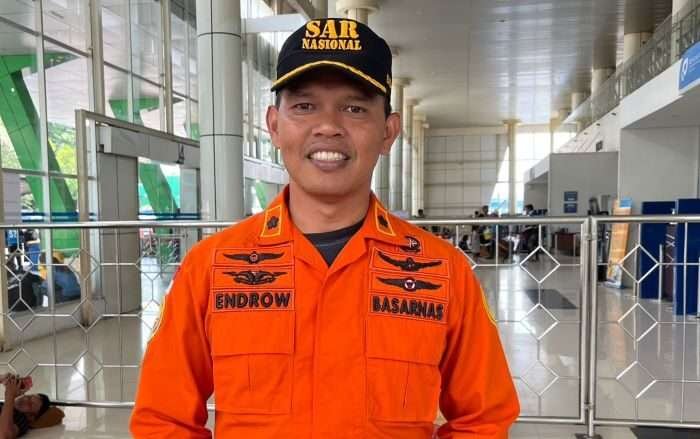 Kepala Seksi Operasi dan Siaga Pencarian dan Pertolongan Basarnas Kaltim, Endrow Sasmita. Foto: BorneoFlash/Niken Sulastri
