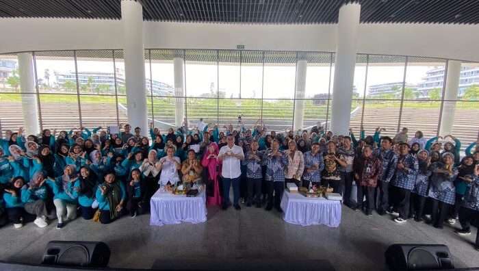 Otorita IKN telah menghasilkan 90 orang alumni program Coding Mama dan Coding Difabel juga 50 orang alumni program Solar Mama di wilayah kecamatan Sepaku dan Muara Jawa. Foto: HO/Humas Otorita IKN