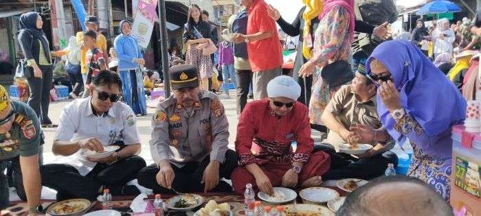 Penutupan Festival Melayu "Gemeoh Tambak Malang" di Kecamatan Melak, Kabupaten Kutai Barat, pada Rabu (18/12/2024). Foto: HO/Humas Polda Kaltim