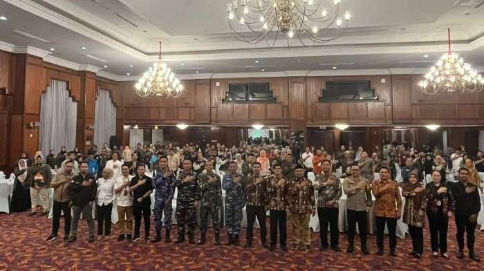 Rapat Pleno Terbuka Rekapitulasi Hasil Perhitungan Perolehan Suara untuk Pemilihan Gubernur dan Wakil Gubernur Kaltim, serta Pemilihan Wali kota dan Wakil Wali kota Balikpapan 2024, diselenggarakan di Grand Senyiur Hotel Balikpapan pada 4-6 Desember 2024. Foto: BorneoFlash/Niken Sulastri